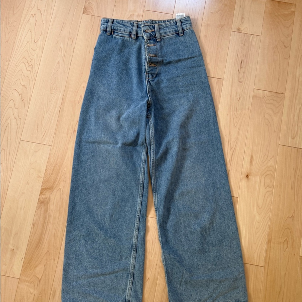 Women’s Zara Jeans,US 2